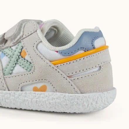 MUNICH BABY GOAL 1630 Zapatilla de BebÃ© Blanca con Detalles en Negro y Amarillo (11)