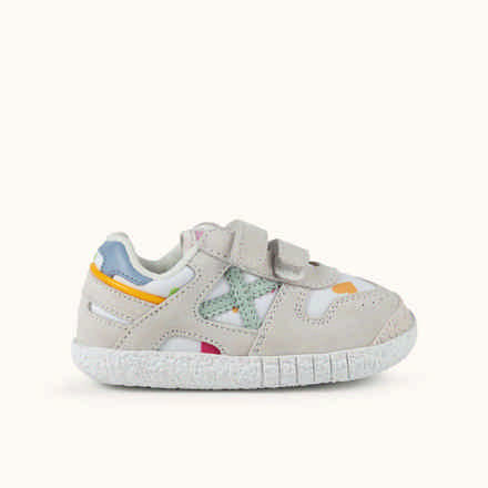 MUNICH BABY GOAL 1632 Zapatilla de BebÃ© Azul Marino en Malla con Suela Verde FlÃºor (10)