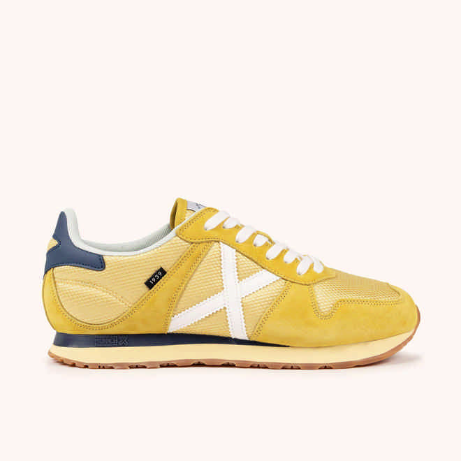 MUNICH MASSANA MAN 599 Zapatillas Retro Running Amarillo Mostaza (1)