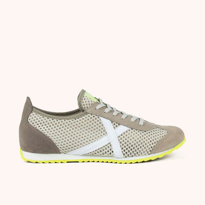 MUNICH OSAKA 580 Zapatillas Retro Running diseÃ±o vintage arena y amarillo flÃºor (1)