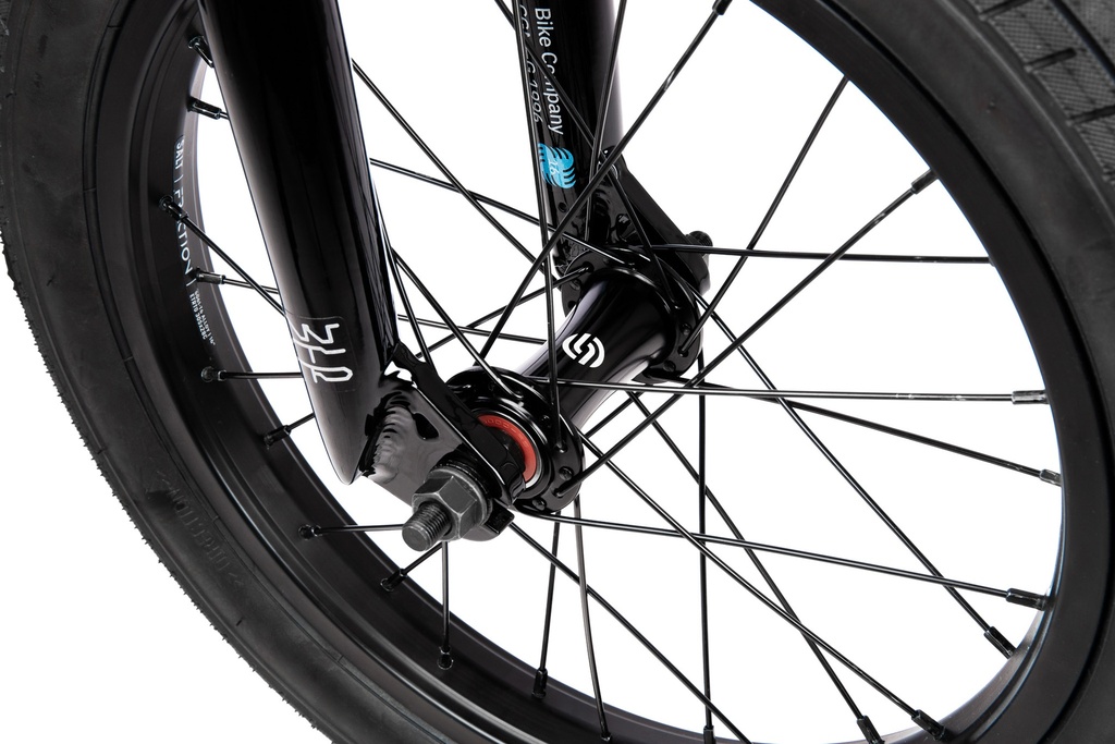 AEROX 16" join our newsletter (5)