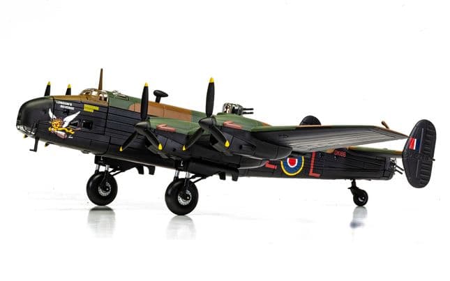 Handley Page Halifax MkV 'London's Revenge / L for Lana' - RCAF No.427 Sqn - RAF Leeming (5)