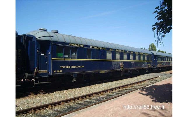 CIWL, 3-unit set of coaches, including 1 x "Riviera" coach n° 2979, 1 x "Anatolie" coach n° 2869 and 1 x "Flèche d'Or" coach n° 4159, period V-VI (2)