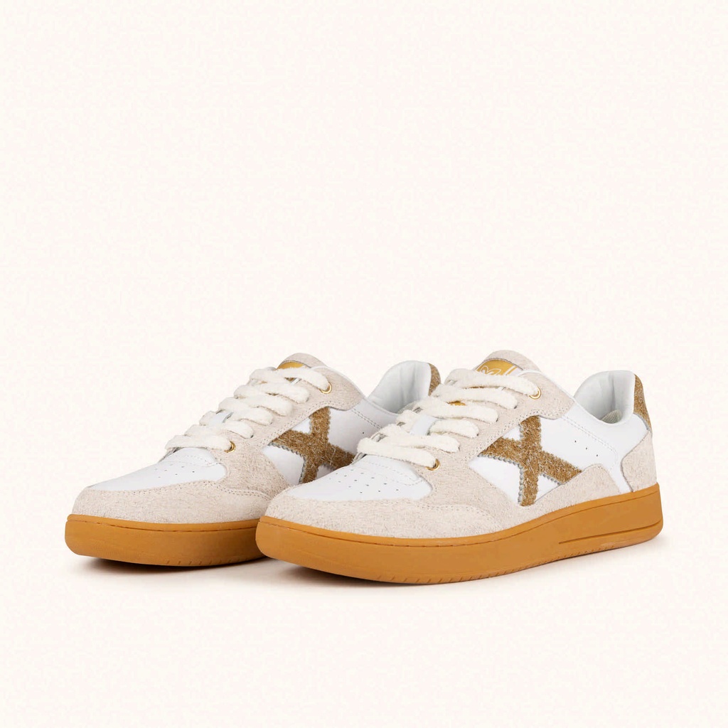 MUNICH LEGIT 121 Sneakers Retro tennis and skate classic design in White, Sand and Caramel (6)