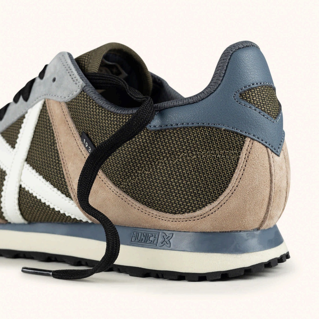 MUNICH MASSANA CLASSIC MAN 617 Retro Running Sneakers Khaki and Sand with White and Blue details (3)
