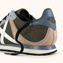 MUNICH MASSANA CLASSIC MAN 617 Retro Running Sneakers Khaki and Sand with White and Blue details (3)