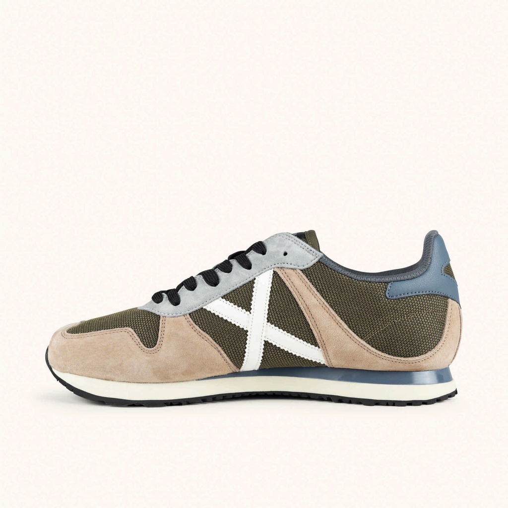 MUNICH MASSANA CLASSIC MAN 617 Retro Running Sneakers Khaki and Sand with White and Blue details (4)