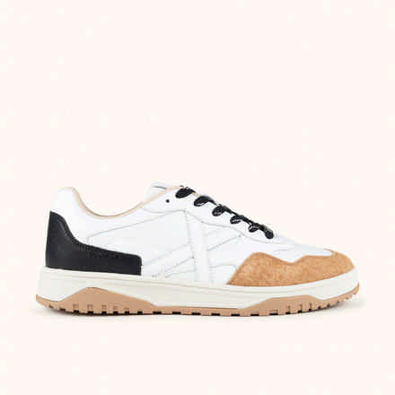 MUNICH TENNEZ 16 Sneakers Retro tennis and skate casual style in White, Caramel and Black (2)