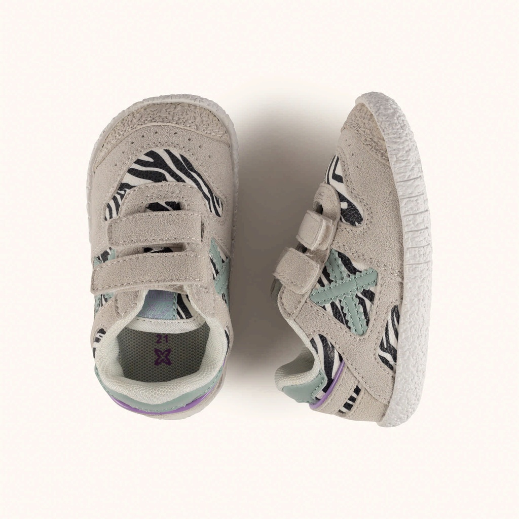 MUNICH BABY GOAL W 33 Kids Barefoot classic and flat sneakers Beige with Animal Print and Velcro (7)