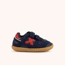MUNICH BABY GOAL W 37 Classic and flat kids' trainers in navy blue and red with velcro closure (2)