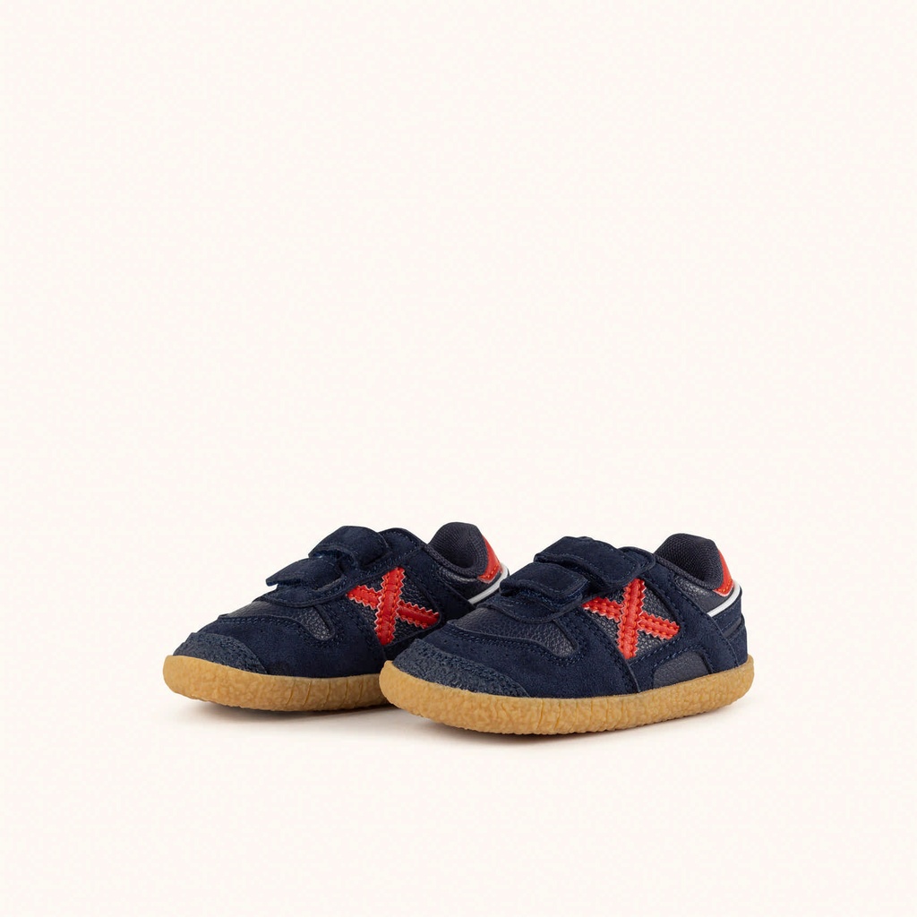 MUNICH BABY GOAL W 37 Classic and flat kids' trainers in navy blue and red with velcro closure (6)