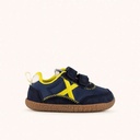 MUNICH BABY KODA W 28 - Children's Barefoot sports trainers in navy blue and yellow with double velcro fastening. (1)