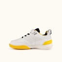 MUNICH RONDITO KID 21 Children's indoor football shoes in white with a black logo, yellow details, and elastic laces. (4)