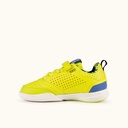 MUNICH RONDITO KID 22 Children's indoor football shoes in yellow with a black logo, blue details, and elastic laces. (4)