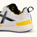 MUNICH RONDITO KID 22 Children's indoor football shoes in yellow with a black logo, blue details, and elastic laces. (11)