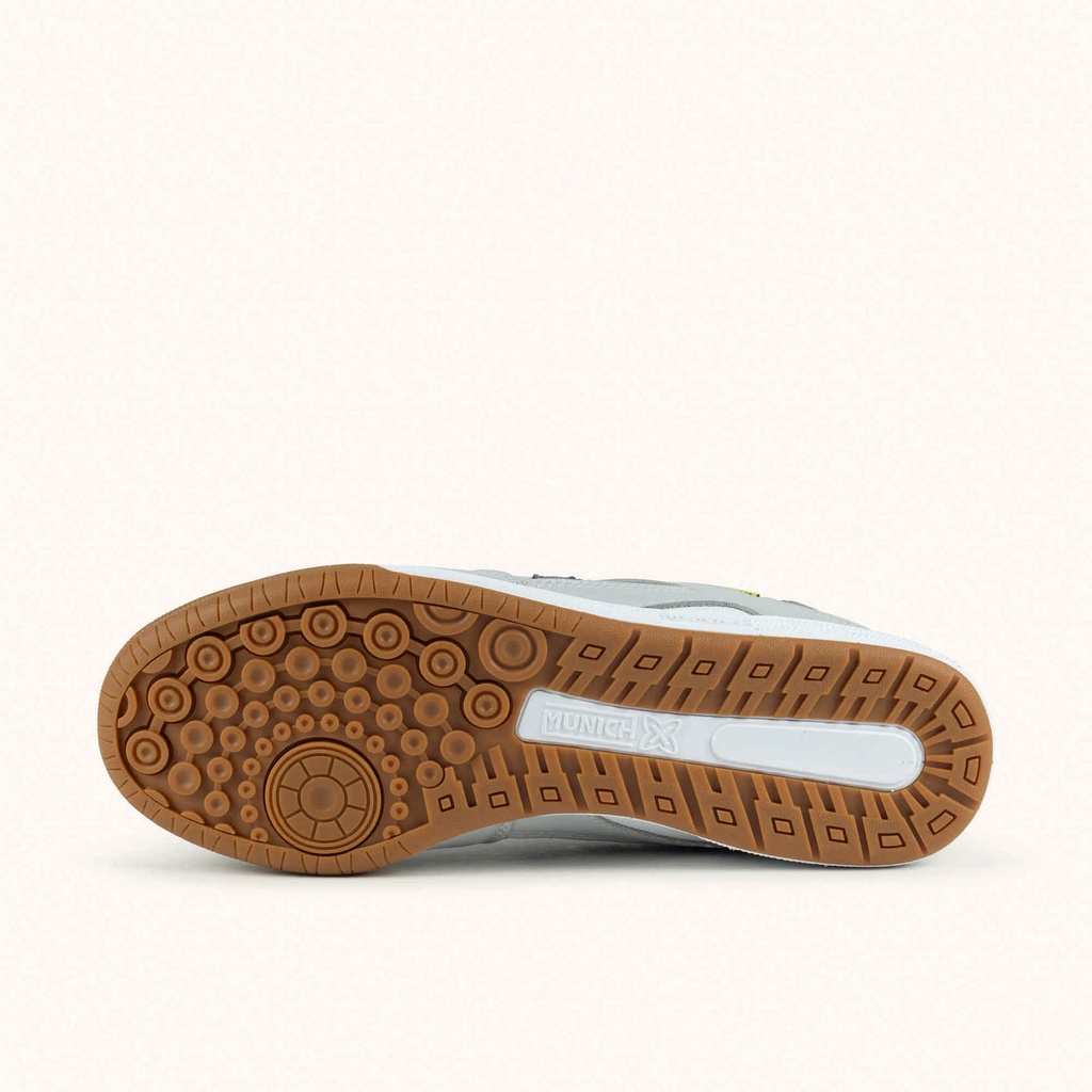 MUNICH CONTINENTAL V2 75 Futsal shoe Grey with Fluor Yellow, White Details and Caramel Gum Sole (5)