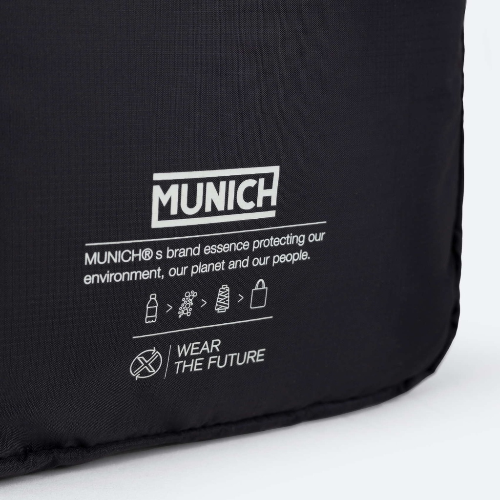Neceser negro de poliéster reciclado MUNICH GATE X-39 TOILETRY (3)
