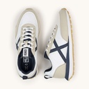 MUNICH RUSH 02 Retro Running Zapatilla Deportiva Blanca con Detalles en Marino y Arena (7)