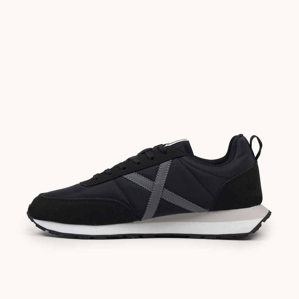 MUNICH RUSH 06 Retro Running Zapatilla Deportiva Negra con Detalles en Antracita y Gris (4)