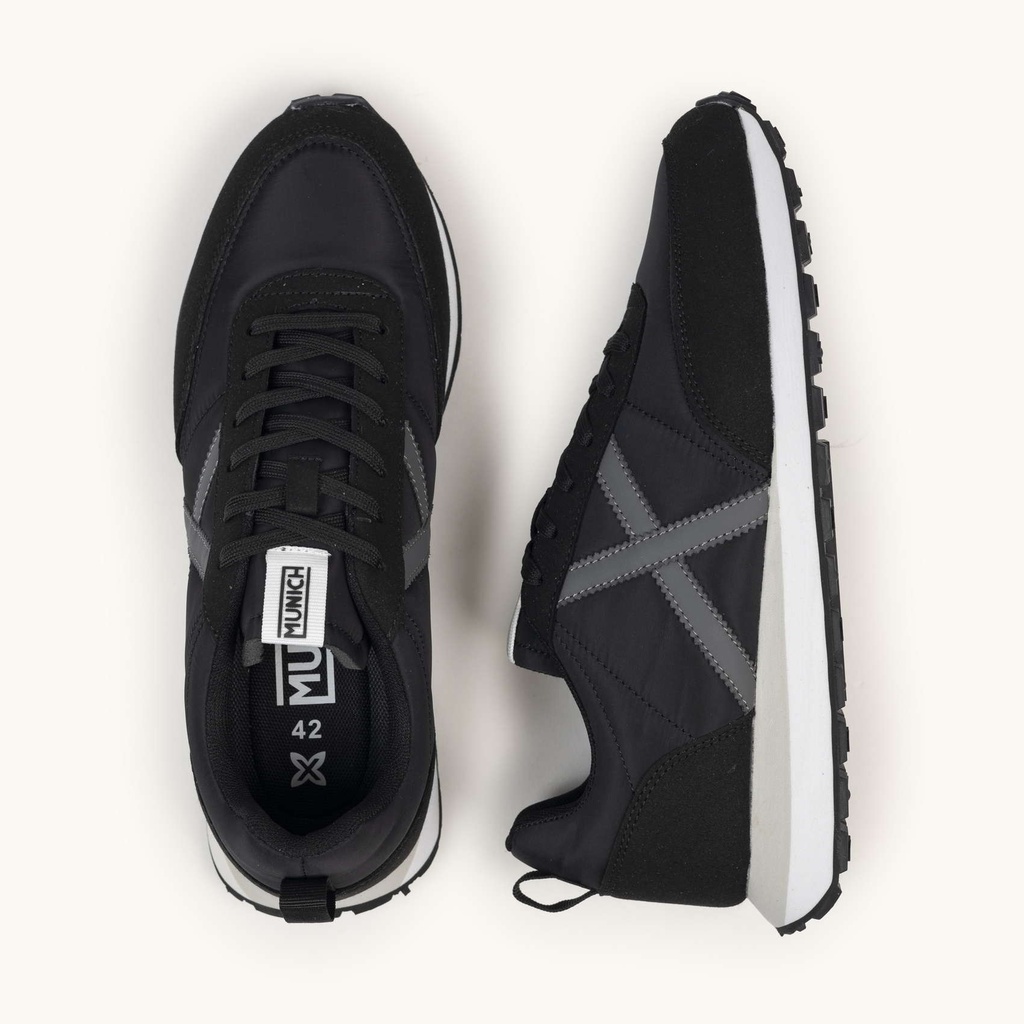 MUNICH RUSH 06 Retro Running Zapatilla Deportiva Negra con Detalles en Antracita y Gris (7)