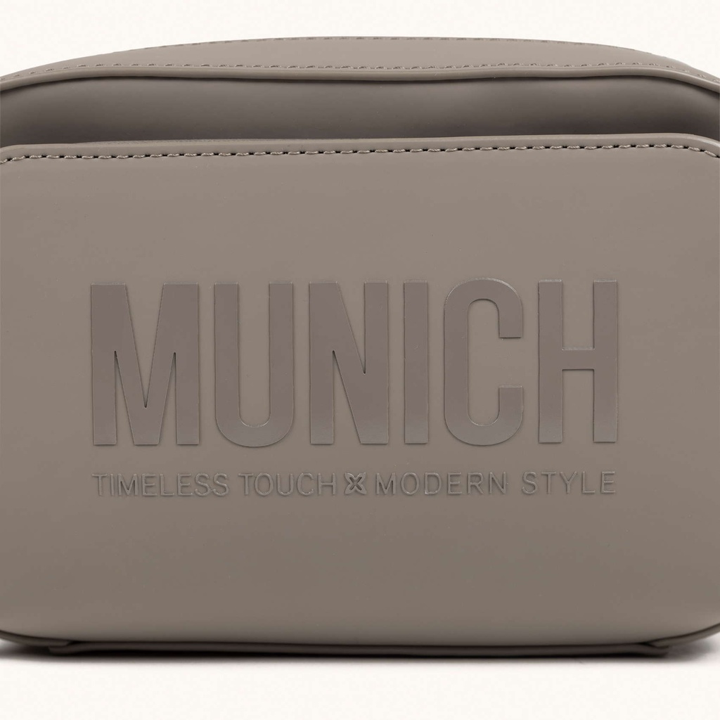 Bandolera Sostenible con Logotipo en Relieve CROSSBODY CAMERA ESSENCE RECYCLED (3)