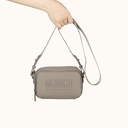 Bandolera Sostenible con Logotipo en Relieve CROSSBODY CAMERA ESSENCE RECYCLED (6)