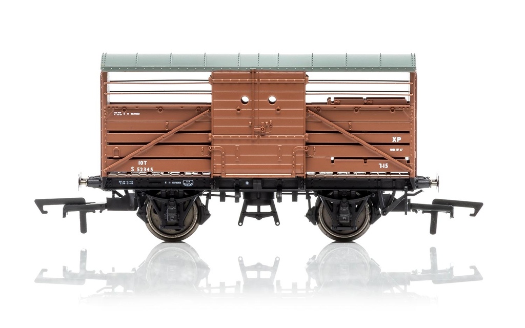 R6840 Dia.1530 Cattle Wagon, British Railways - Era 4